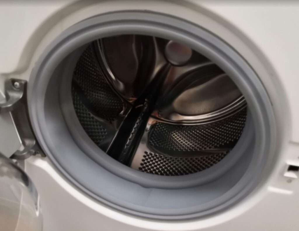 How Much Water Does a Washing Machine Use?